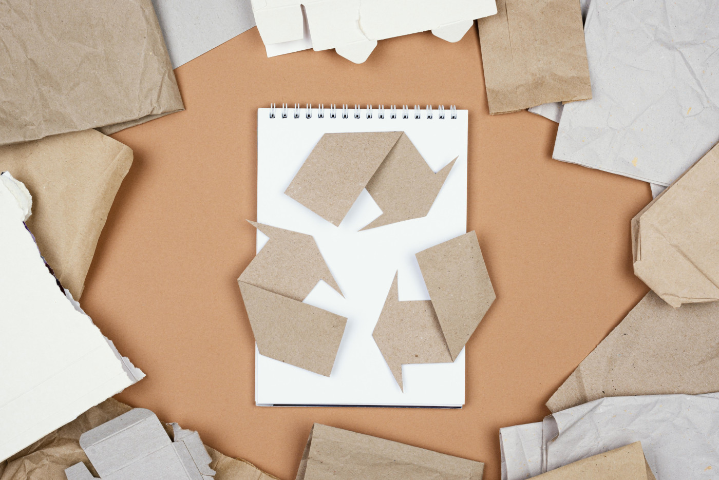 La importancia del reciclado de papel: Un acto sencillo con grandes beneficios